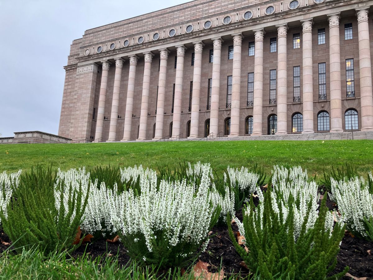 Kuulumisia eduskunnasta 42/2026
